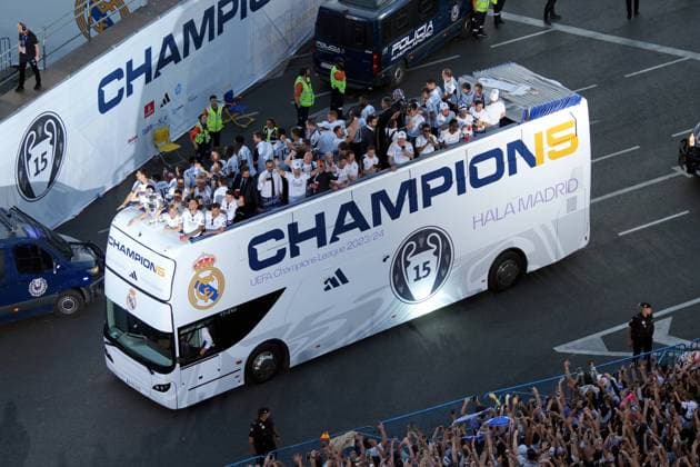 Real Madrid players during the celebration of Real Madrid football club s 15th Cahampion League victory at the Plaza de Cibeles in Madrid. June 2 nd 2024 Cordon Press 