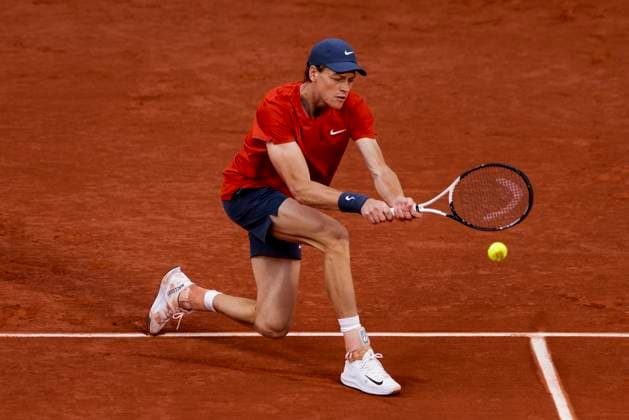 TENNIS - French Open 2024 PARIS,FRANCE,02.JUN.24 - TENNIS - ATP, Tennis Herren World Tour, French Open, Roland Garros, Grand Slam. Image shows Jannik Sinner (ITA).  GEPAxpictures xPatrickxSteiner