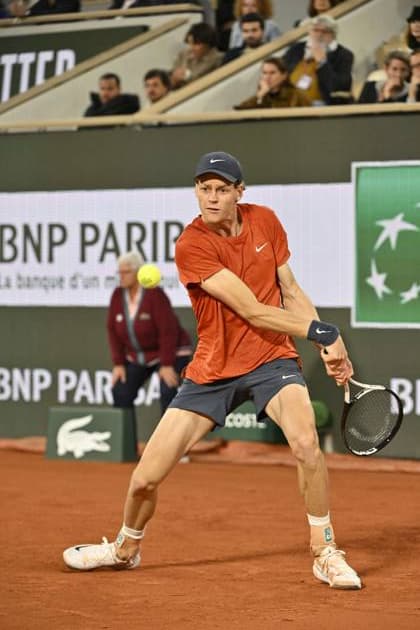 Tennis : Roland Garros 2024 - France - Jannick Sinner - Italie Tennis : Roland Garros 2024 - France - 02 06 2024 ChrysleneCaillaud Panoramic 