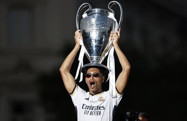 Jude Bellingham of Real Madrid with the Champions League trophy Real Madrid Celebrate Winning the UEFA Champions League, Madrid, Spain 02 Jun 2024  Copyright: xRubenxAlbarran Shutterstockx 14516799cj