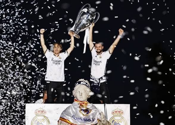 Luka Modric of Real Madrid and Nacho Fernandez of Real Madrid with the Champions League trophy Real Madrid Celebrate Winning the UEFA Champions League, Madrid, Spain 02 Jun 2024  Copyright: xRubenxAlbarran Shutterstockx 14516799do