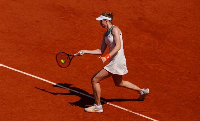 Elena Rybakina in fourth round action French Open Tennis, Day 9, Tennis, Roland Garros, Paris, France - 03 June 2024  Copyright: xJavierxGarcia Shutterstockx 14519129f