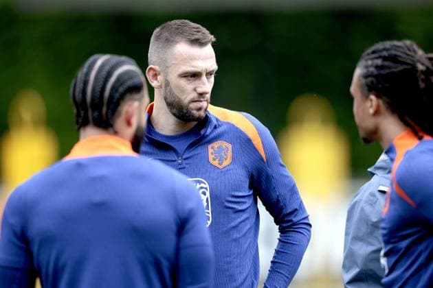 ZEIST - Stefan de Vrij during a training session of the Dutch national team, Nationalteam at the KNVB Campus on June 3, 2024 in Zeist, the Netherlands. The Dutch national team is preparing for the European Football Championship in Germany. ANP JEROEN PUTMANS UEFA EURO, EM, Europameisterschaft,Fussball 2024 Germany 2024 xVIxANPxSportx xxANPxIVx 500229508 originalFilename: 500229508.jpg