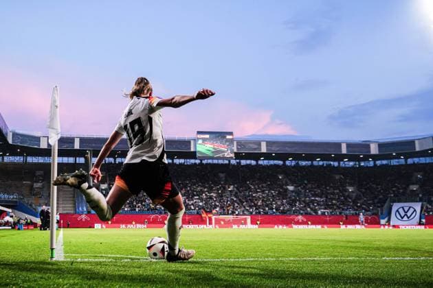 Corner ball Klara Buehl Germany, 19 GER, Germany vs Poland, Women, Football, European Championship Qualification, Matchday 3, Season 2023 2024, 31 05 2024 GER, Germany vs Poland, Women, Football, European Championship Qualification, Matchday 3, Season 2023 2024, 31 05 2024 Rostock Copyright: xEibner-Pressefoto MarcelxvonxFehrnx EP_MFN