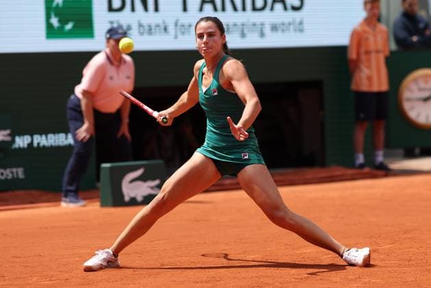 ROLAND GARROS 2024 Thierry Larret Maxppp. Tennis. Roland Garros 2024. Internationaux de France de tennis. Stade Roland Garros, Paris (75). Le 2 juin 2024. Court Philippe Chatrier : Emma NAVARRO (USA vs Aryna SABALENKA (RUS) PARIS (75) STADE ROLAND GARROS PARIS ILE DE FRANCE FRANCE  Copyright: xThierryxLarret MAXPPPxThierryxLarretx TL_20240603_0141 0492810561st