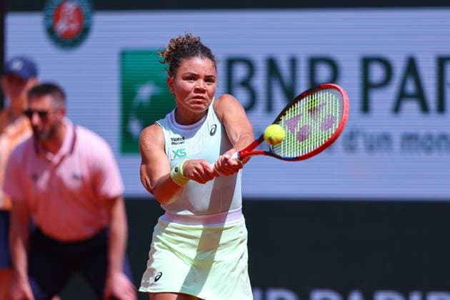 2024.06.03 Paryz Tenis French Open Roland Garros 2024 Elina Avanesyan - Jasmine Paolini N Z Jasmine Paolini Foto Pawel Andrachiewicz PressFocus 2024.06.03 Paris Tennis French Open Roland Garros 2024 Elina Avanesyan - Jasmine Paolini Jasmine Paolini Photo Pawel Andrachiewicz PressFocus NEWSPIX.PL --- Newspix.pl  20240603_PF_PA041