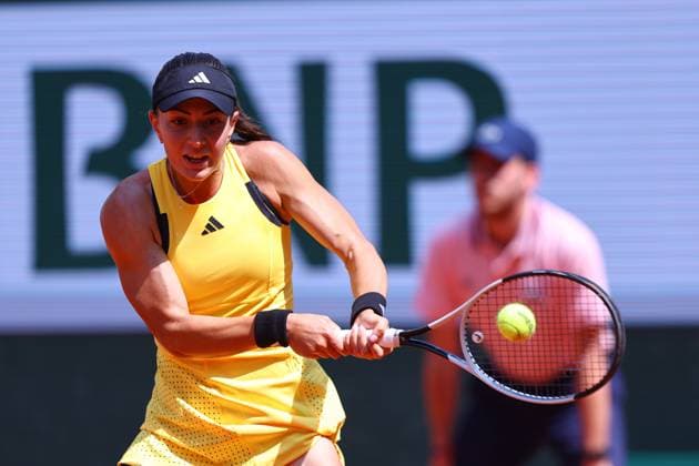 2024.06.03 Paryz Tenis French Open Roland Garros 2024 Elina Avanesyan - Jasmine Paolini N Z Elina Avanesyan Foto Pawel Andrachiewicz PressFocus 2024.06.03 Paris Tennis French Open Roland Garros 2024 Elina Avanesyan - Jasmine Paolini Elina Avanesyan Photo Pawel Andrachiewicz PressFocus NEWSPIX.PL --- Newspix.pl  20240603_PF_PA054