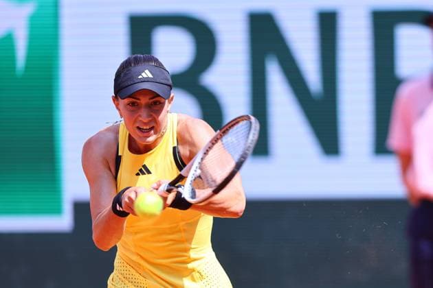 2024.06.03 Paryz Tenis French Open Roland Garros 2024 Elina Avanesyan - Jasmine Paolini N Z Elina Avanesyan Foto Pawel Andrachiewicz PressFocus 2024.06.03 Paris Tennis French Open Roland Garros 2024 Elina Avanesyan - Jasmine Paolini Elina Avanesyan Photo Pawel Andrachiewicz PressFocus NEWSPIX.PL --- Newspix.pl  20240603_PF_PA056