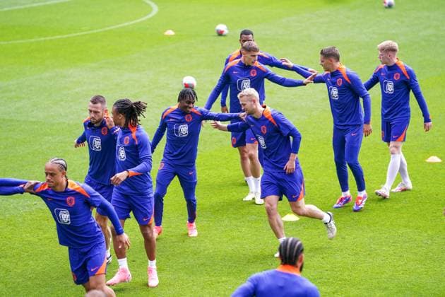 2024-06-03 Training Session Netherlands Men™s Football Team ZEIST, NETHERLANDS - JUNE 3: Players of Netherlands Men™s Football Team during a Training Session ahead of EURO 2024 at the KNVB Campus on June 3, 2024 in Zeist, Netherlands. (Photo by Andre Weening BSR Agency) Zeist Netherlands Content not available for redistribution in The Netherlands directly or indirectly through any third parties. Copyright: xBSRxAgencyx