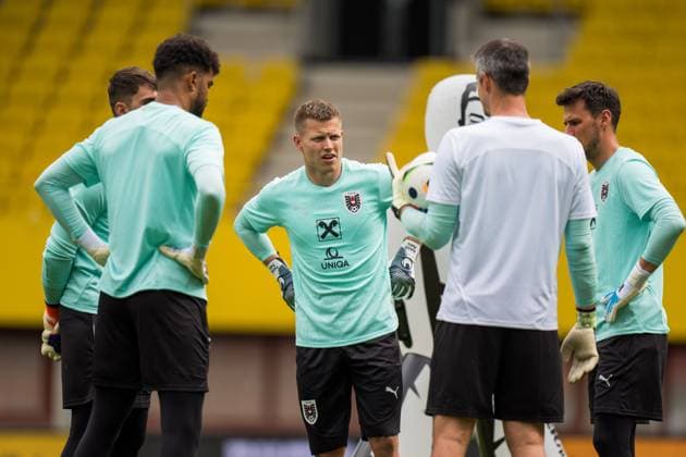 SOCCER - AUT vs SRB, test match VIENNA,AUSTRIA,03.JUN.24 - SOCCER - OEFB International Friendly, Länderspiel, Nationalmannschaft match, Austria vs Serbia, preview, training Team AUT. Image shows Patrick Pentz (AUT).  GEPAxpictures xJohannesxFriedl