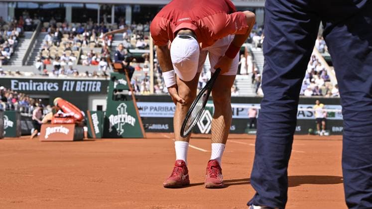Tennis : Roland Garros 2024 - France - Novak Djokovic blessure - Serbie Tennis : Roland Garros 2024 - France - 03 06 2024 ChrysleneCaillaud Panoramic 