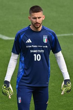 Italian player Guglielmo Vicario during Italy training session, UEFA European Football Championship in Florence, Italy, June 03 2024  Copyright: xLisaxGuglielmi IPAxSportx xipa-ax xx IPA_46789639 IPA_Agency_IPA46789639