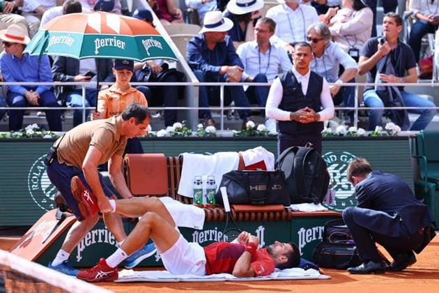 2024.06.03 Paryz Tenis French Open Roland Garros 2024 Novak Djokovic - Francisco Cerendolo N Z Novak Djokovic kontuzja Foto Pawel Andrachiewicz PressFocus 2024.06.03 Paris Tennis French Open Roland Garros 2024 Novak Djokovic - Francisco Cerendolo Novak Djokovic kontuzja Photo Pawel Andrachiewicz PressFocus NEWSPIX.PL --- Newspix.pl POLAND OUT!  20240603_PF_PA179