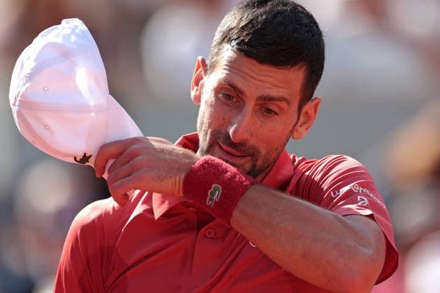 3rd June 2024; Roland Garros, Paris, France; 2024 French Open Tennis tournament, Day 9; Novak Djokovic under pressure from Francisco Cerundolo  ActionPlus12650681 JonxBromley