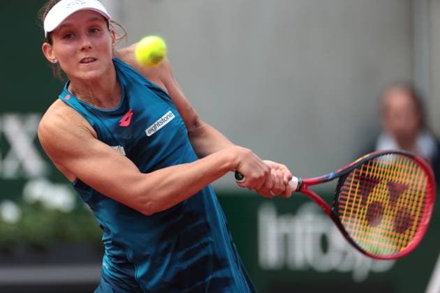3rd June 2024; Roland Garros, Paris, France; 2024 French Open Tennis tournament, Day 9; Varvara Gracheva (rus fra) in action during her match versus Mirra Andreeva of Russia, aged 17  ActionPlus12650667 JonxBromley