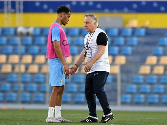 WILLEMSTAD - (l-r) Jurien Gaari of Curacao, Curacao coach Dick Advocaat during a training session of the Curacao football team at the Ergilio Hato stadium on June 3 (local time) in Willemstad, Curacao. The Curacao football team is preparing for the World Cup qualifying matches against Barbados and Aruba. ANP Hollandse Hoogte World Cup 2026 Qualifiers Concacaf 2024 xVIxANPxSportx xGerritxvanxKeulenxIVx 500276262 originalFilename: 500276262.jpg