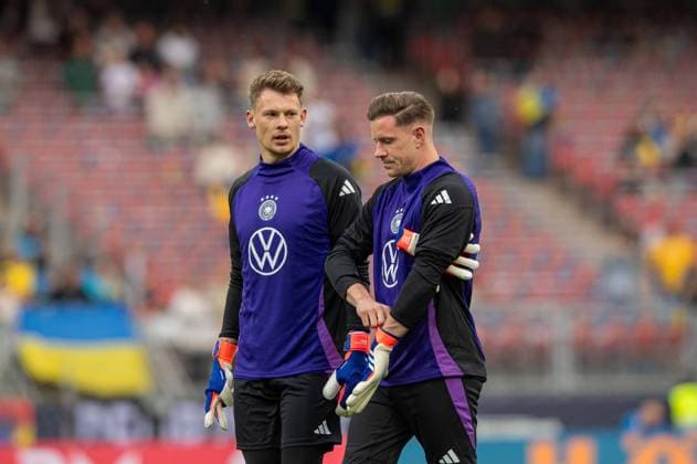 Football, men, 2023 2024 season, international match in Nuremberg, Germany Ukraine, f l goalkeeper Alexander Nübel Germany , goalkeeper Marc Andre ter Stegen Germany , 03 06 2024, Copyright: xSebastianxRäppold MatthiasxKochx