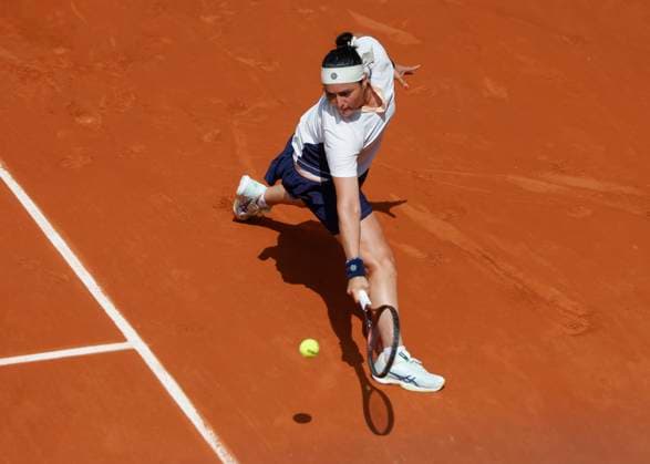 Ons Jabeur TUN Tennis French Open 2024 Roland Garros Paris France June 4, 2024 Copyright: xJuergenxHasenkopfx