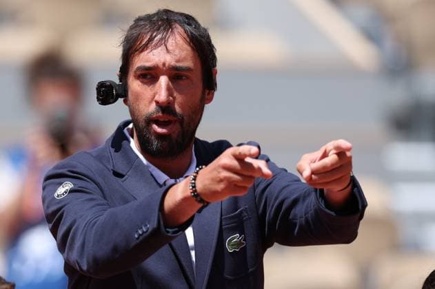 ROLAND GARROS 2024 Thierry Larret Maxppp. Tennis. Roland Garros 2024. Internationaux de France de tennis. Stade Roland Garros, Paris (75). Le 4 juin 2024. Quart de finale. Court Philippe Chatrier : Court Philippe Chatrier : CAMERA PLACEE SUR LE JUGE ARBITRE PARIS (75) STADE ROLAND GARROS PARIS ILE DE FRANCE FRANCE  Copyright: xThierryxLarret MAXPPPxThierryxLarretx TL_20240604_0161 0493239125st