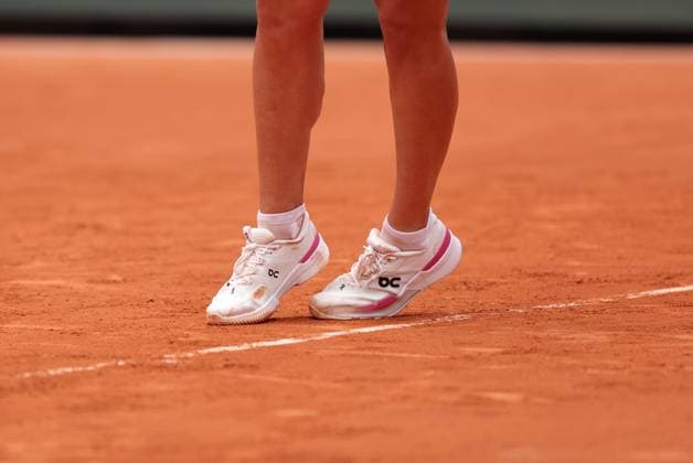 ROLAND GARROS 2024 Thierry Larret Maxppp. Tennis. Roland Garros 2024. Internationaux de France de tennis. Stade Roland Garros, Paris (75). Le 4 juin 2024. Quart de finale. Court Philippe Chatrier : Court Philippe Chatrier : Iga SWIATEK (POL) vs Marketa VONDROUSOVA (CZ) PARIS (75) STADE ROLAND GARROS PARIS ILE DE FRANCE FRANCE  Copyright: xThierryxLarret MAXPPPxThierryxLarretx TL_20240604_0187 0493239196st