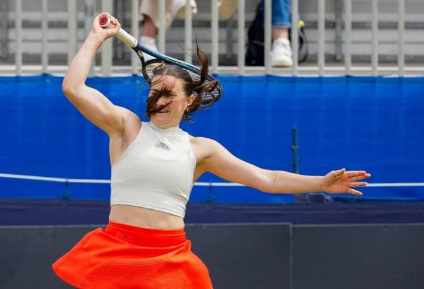 Great Britain s Katy Dunne Lexus Surbiton Trophy, Day 2, Tennis, Surbiton Racket & Fitness Club, London, UK - 04 June 2024  Copyright: xDavexShopland Shutterstockx 14522071bs