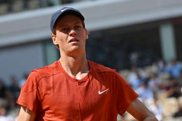 Grigor Dimitrov (BUL) Vs Jannik Sinner (ITA) TENNIS : Roland Garros 2024 - 04 06 2024 MichaelBaucher Panoramic 