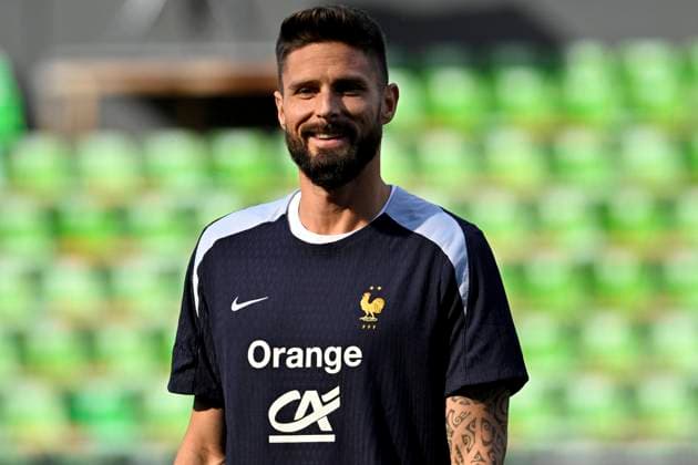 ENTRAINEMENT DES BLEUS PHOTOPQR L EST REPUBLICAIN Alexandre MARCHI ; METZ ; 04 06 2024 ; - EQUIPE DE FRANCE DE FOOTBALL - EURO 2024 - MATCH DE PREPARATION - ENTRAINEMENT. Stade Saint-Symphorien, Metz 4 juin 2024. Olivier GIROUD pendant la séance d entraînement. PHOTO Alexandre MARCHI. Metz, France, june 4th 2024 Training of France national team, Nationalteam before its preparation match for euro 2024 METZ Moselle France  Copyright: xPHOTOPQR L ESTxREPUBLICAIN MAXPPxAlexandrexMARCHIx 20240604NCY7767 20240604NCY7767