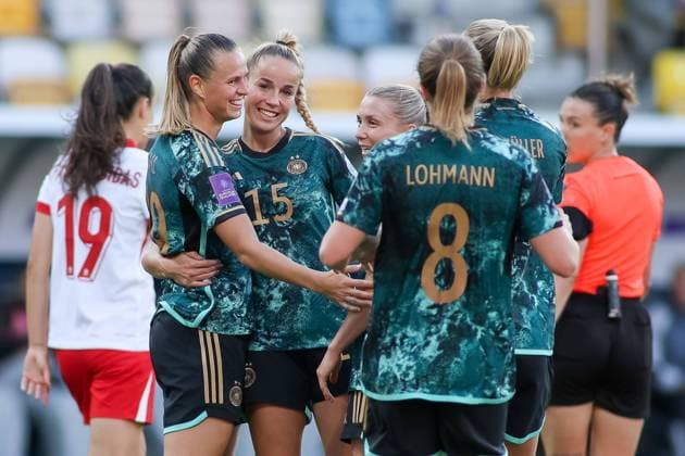 Gdynia, 04.06.2024 Pilka nozna kobiet. Eliminacje UEFA EURO, EM, Europameisterschaft,Fussball 2025. Mecz Polska - Niemcy, Gdynia. Football Woman. Qualification UEFA EURO 2025 . Match Poland - Germany, Gdynia. NZ: Klara Buhl, Giulia Gwinn, Elisa Senss, Sydney Lohmann, radosc, gol Fot. Tomasz Zasinski 058sport.pl NEWSPIX.PL --- Newspix.pl  20240604_001_ZAS_7076_ZAS_06