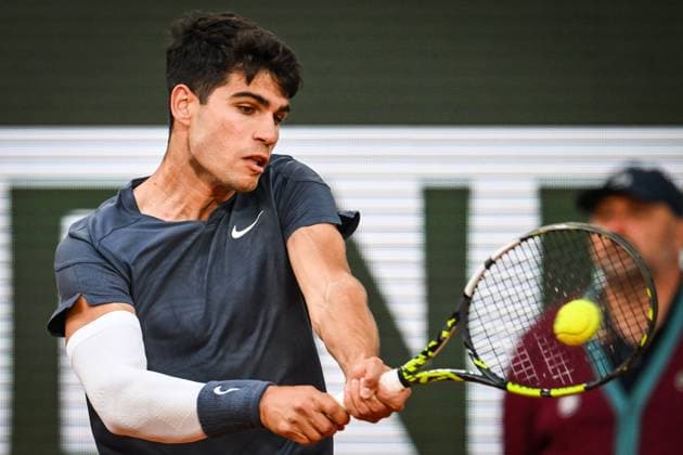 June 4, 2024, Paris, France, France: Carlos ALCARAZ of Spain during the tenth day of Roland-Garros 2024, French Open 2024, Grand Slam tennis tournament at the Roland-Garros Stadium on June 04, 2024 in Paris, France. Paris France - ZUMAm308 20240604_zsp_m308_028 Copyright: xMatthieuxMirvillex