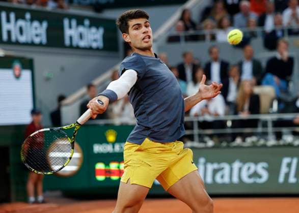 Carlos Alcaraz ESP Tennis French Open 2024 Roland Garros Paris France June 4, 2024 Copyright: xJuergenxHasenkopfx