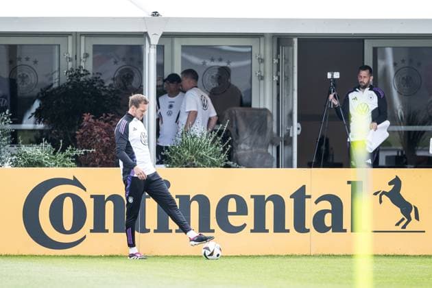 Training camp preparation UEFA EURO 2024 Germany 05 06 2024 Julian Nagelsmann Coach Germany on the ball Training camp preparation UEFA EURO 2024 Germany Training HerzoBase, Herzogenaurach on 05 06 2024 Copyright: xBEAUTIFULxSPORTS Wunderlx