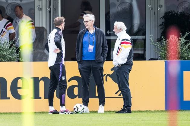 Training camp preparation UEFA EURO 2024 Germany 05 06 2024 Julian Nagelsmann Coach Germany , Gordon Herbert National Coach Germany Basketball Men and Rudi Völler DFB Director A National Team talk at the training ground Training camp preparation UEFA EURO 2024 Germany Training HerzoBase, Herzogenaurach on 05 06 2024 Copyright: xBEAUTIFULxSPORTS Wunderlx