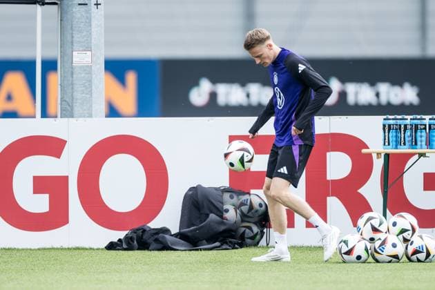 Training camp preparation UEFA EURO 2024 Germany 05 06 2024 Chris Führich Germany, 11 on the ball Training camp preparation UEFA EURO 2024 Germany Training HerzoBase, Herzogenaurach on 05 06 2024 Copyright: xBEAUTIFULxSPORTS Wunderlx