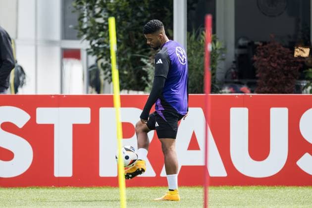Training camp preparation UEFA EURO 2024 Germany 05 06 2024 Benjamin Henrichs Germany, 20 on the ball Training camp preparation UEFA EURO 2024 Germany Training HerzoBase, Herzogenaurach on 05 06 2024 Copyright: xBEAUTIFULxSPORTS Wunderlx