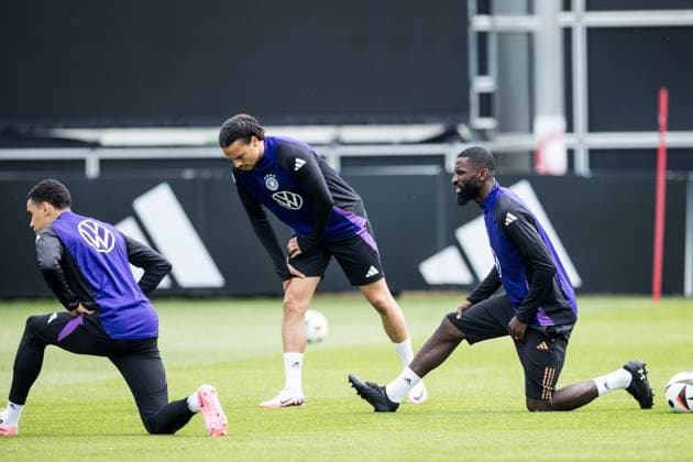 Training camp preparation UEFA EURO 2024 Germany 05 06 2024 Antonio Rüdiger Germany stretches Training camp preparation UEFA EURO 2024 Germany Training HerzoBase, Herzogenaurach on 05 06 2024 Copyright: xBEAUTIFULxSPORTS Wunderlx