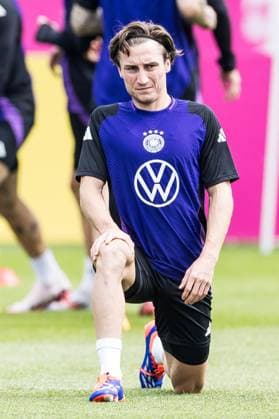 Training camp preparation UEFA EURO 2024 Germany 05 06 2024 Rocco Reitz Germany, 19 stretches Training camp preparation UEFA EURO 2024 Germany Training HerzoBase, Herzogenaurach on 05 06 2024 Copyright: xBEAUTIFULxSPORTS Wunderlx