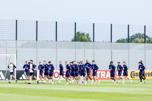 Training camp preparation UEFA EURO 2024 Germany 05 06 2024 Warm-up at the start of training Training camp preparation UEFA EURO 2024 Germany Training HerzoBase, Herzogenaurach on 05 06 2024 Copyright: xBEAUTIFULxSPORTS Wunderlx