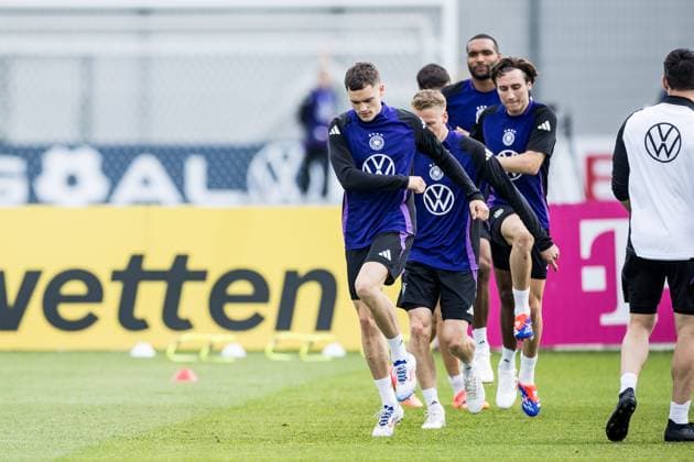 Training camp preparation UEFA EURO 2024 Germany 05 06 2024 Florian Wirtz Germany, 17 in Warm Up Training camp preparation UEFA EURO 2024 Germany Training HerzoBase, Herzogenaurach on 05 06 2024 Copyright: xBEAUTIFULxSPORTS Wunderlx