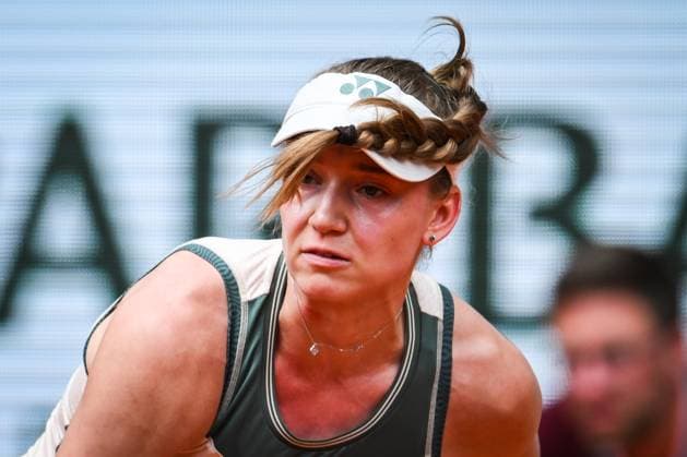 June 5, 2024, Paris, France, France: Elena RYBAKINA of Kazakhstan during the eleventh day of Roland-Garros 2024, French Open 2024, Grand Slam tennis tournament at the Roland-Garros Stadium on June 05, 2024 in Paris, France. Paris France - ZUMAm308 20240605_zsp_m308_006 Copyright: xMatthieuxMirvillex