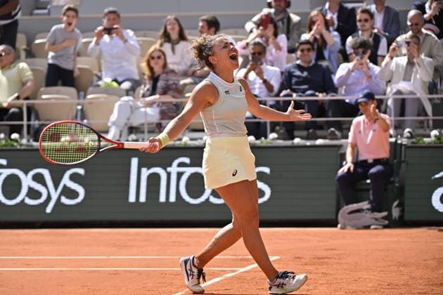 Tennis : Roland Garros 2024 - France -Jasmin Paolini - Italie Tennis : Roland Garros 2024 - France - 05 06 2024 ChrysleneCaillaud Panoramic 