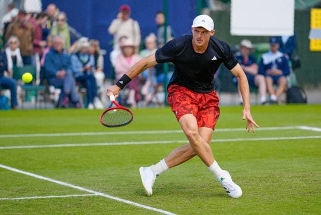 Great Britain s Billy Harris Lexus Surbiton Trophy, Day 3, Tennis, Surbiton Racket & Fitness Club, London, UK - 05 June 2024  Copyright: xDavexShopland Shutterstockx 14522109cz