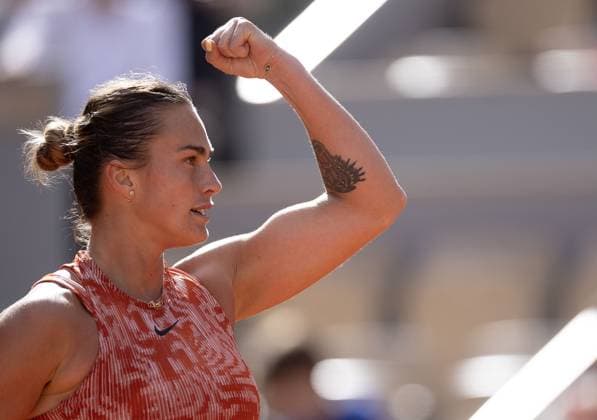 Aryna Sabalenka of Belarus celebrates French Open Tennis, Day 11, Tennis, Roland Garros, Paris, France - 05 June 2024  Copyright: xEllaxLing Shutterstockx 14521937bb