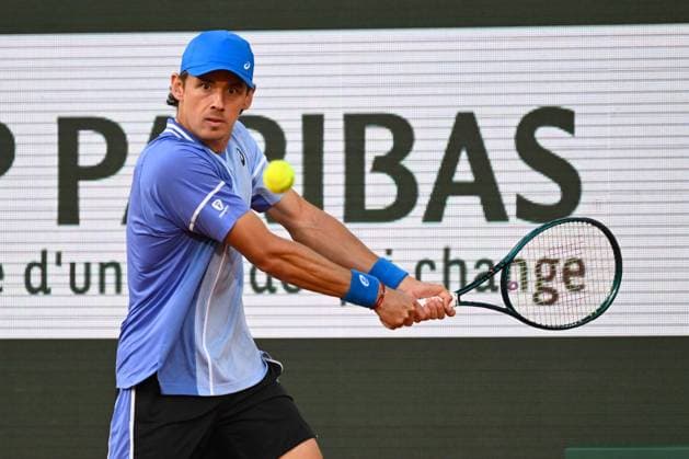 Alex De Minaur ( AUS ) during the 2024 French Open at Roland Garros on June 5, 2024 in Paris, France. ( Photo by federico pestellini panoramic ) - TENNIS : Roland Garros 2024 - Internationaux de France - 05 06 2024 FedericoPestellini Panoramic 