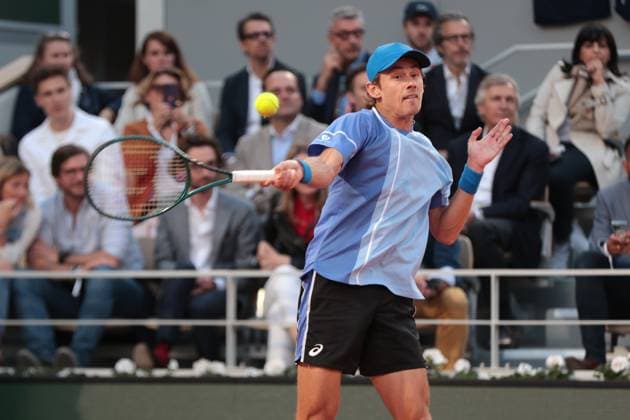 5th June 2024; Roland Garros, Paris, France; 2024 French Open Tennis tournament, Day 11; Alex de Minaur (AUS) in action against Alexander Zverev (GER)  ActionPlus12651115 JonxBromley