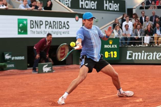 5th June 2024; Roland Garros, Paris, France; 2024 French Open Tennis tournament, Day 11; Alex de Minaur (AUS) on the forehand during the match against Alexander Zverev (GER)  ActionPlus12651119 JonxBromley