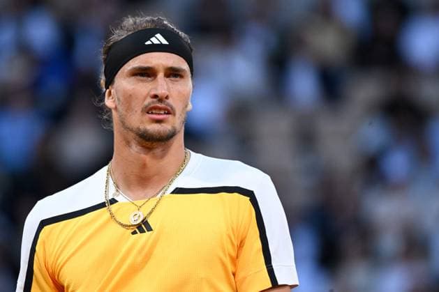 Alexander Zverev ( Allemagne ) headshot during the 2024 French Open at Roland Garros on June 5, 2024 in Paris, France. ( Photo by federico pestellini panoramic ) - TENNIS : Roland Garros 2024 - Internationaux de France - 05 06 2024 FedericoPestellini Panoramic 
