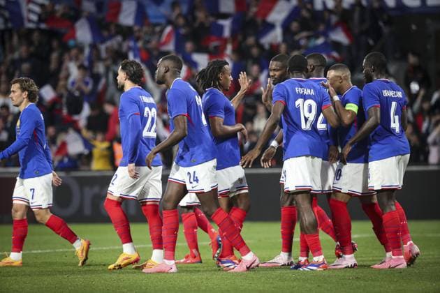 joie de la France apres le but de RANDAL KOLO MUANI 12 FOOTBALL: FRANCE - LUXEMBOURG PREPARATION - EURO 2024 Stade saint-symphorien- Metz. 05.- 06-2024 ElyxandroCegarra Panoramic 