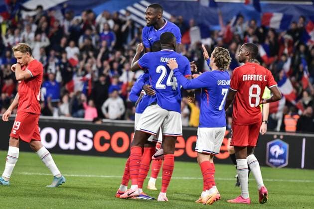 Sport Bilder des Tages Friendly football match - France v Luxembourg French team players celebrate scoring a goal during a friendly football match between France and Luxembourg at the Stage Saint-Symphorien stadium in Metz on June 5, 2024. Photo by Firas Abdullah ABACAPRESS.COM Metz Lorraine France  Copyright: xAbdullahxFiras ABACAx