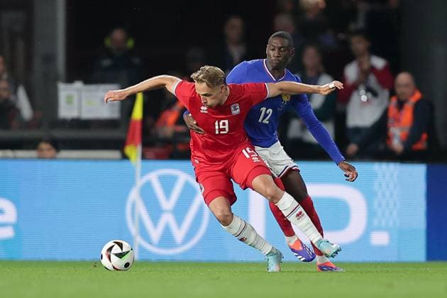 Mathias Olesen Luxembourg 19 in duel with Randal Kolo Muani France 12 Football, Season 20223 2024, Friendly match, International match 05 06 2024 National team France Luxembourg France vs Luxembourg Stade Saint Symphorien, Metz