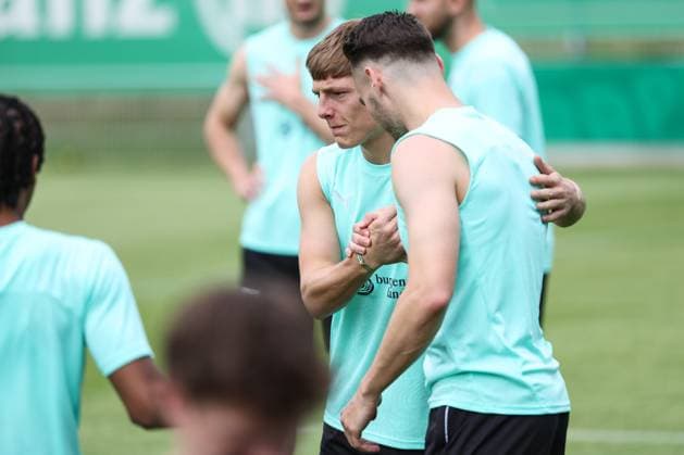 SOCCER - UEFA EURO, EM, Europameisterschaft,Fussball 2024 VIENNA,AUSTRIA,06.JUN.24 - SOCCER - UEFA European Championship, EM, Europameisterschaft preview, OEFB training camp, training. Image shows Alexander Prass and Maximilian Entrup (AUT).  GEPAxpictures xArminxRauthner